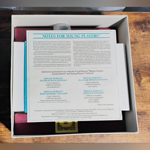 Trivial Pursuit Blue Master Game Young Players Edition - Picture 6 of 12